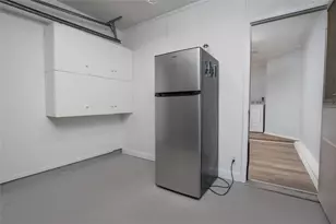 3196 Cloverplace Dr, Palm Harbor, FL 34684 - Photo 24