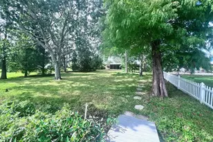 563 Gershwin Dr, Largo, FL 33771 - Photo 58