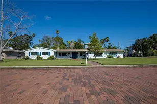 1794 Santa Barbara Dr, Dunedin, FL 34698 - Photo 6