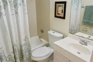 12674 Gorda Cir E, Largo, FL 33773 - Photo 30