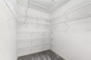 846 Glades Ct NE, Saint Petersburg, FL 33702 - Photo 30