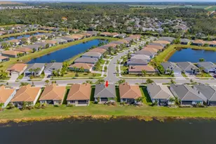 15513 Santa Pola Dr, Wimauma, FL 33598 - Photo 32