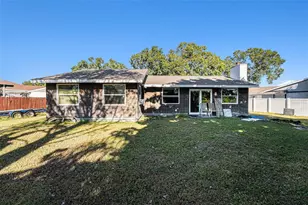 645 Timber Bay Cir E, Oldsmar, FL 34677 - Photo 28