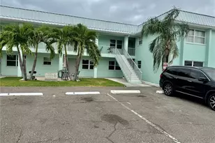 10 164th Ave, Redington Beach, FL 33708 - Photo 2