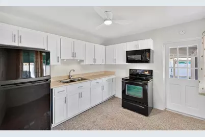 5410 19th Ave S, Gulfport, FL 33707 - Photo 14