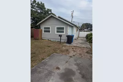 1651 32nd Avenue N, Saint Petersburg, FL 33713 - Photo 1