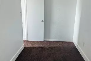 1651 32nd Ave N, Saint Petersburg, FL 33713 - Photo 4