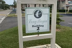 10033 64th Ave N, Saint Petersburg, FL 33708 - Photo 2