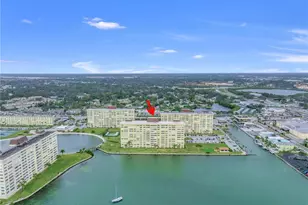 4525 Cove Cir, Saint Petersburg, FL 33708 - Photo 74