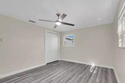 5630 Denver Street NE, Saint Petersburg, FL 33703 - Photo 28
