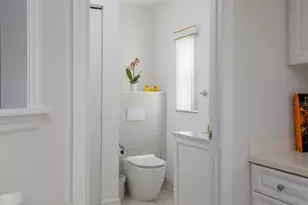 150 117th Ave, Treasure Island, FL 33706 - Photo 20