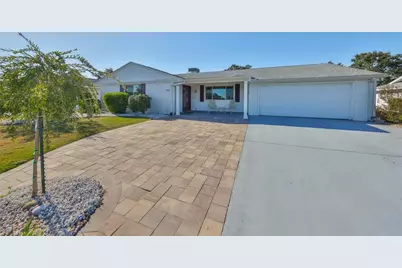 1818 Danbury Drive, Sun City Center, FL 33573 - Photo 8