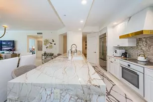 11 Baymont St, Clearwater Beach, FL 33767 - Photo 12