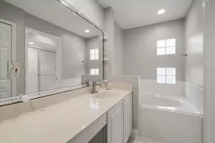 1123 Shipwatch Cir, Tampa, FL 33602 - Photo 30