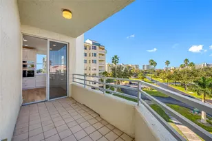 7872 Sailboat Key Blvd S, South Pasadena, FL 33707 - Photo 12