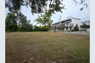 952/958 Howard Avenue, Dunedin, FL 34698 - Photo 2
