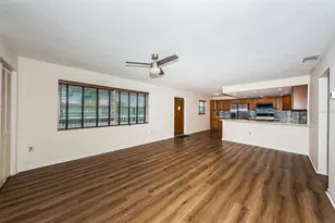 4050 4th St N, Saint Petersburg, FL 33703 - Photo 6