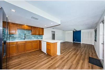 4050 4th Street N #306, Saint Petersburg, FL 33703 - Photo 12