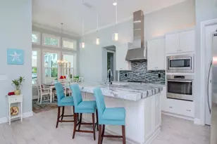 717 Manns Harbor Dr, Apollo Beach, FL 33572 - Photo 8