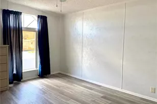 209 N St Thomas Cir, Apollo Beach, FL 33572 - Photo 20