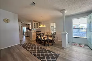 209 N St Thomas Cir, Apollo Beach, FL 33572 - Photo 6