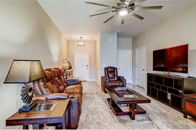 12908 Utopia Gardens Way, Riverview, FL 33579 - Photo 8