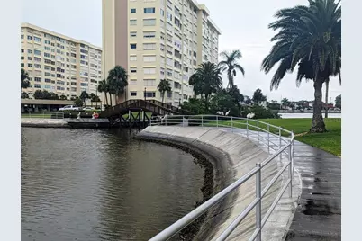 4725 Cove Circle #810, Saint Petersburg, FL 33708 - Photo 76