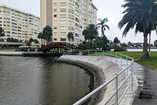 4725 Cove Cir, Saint Petersburg, FL 33708 - Photo 76