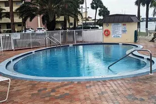 4725 Cove Cir, Saint Petersburg, FL 33708 - Photo 66