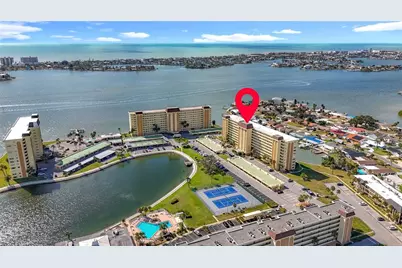 4725 Cove Circle #810, Saint Petersburg, FL 33708 - Photo 1