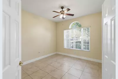 8801 Riverscape Way, Tampa, FL 33635 - Photo 40
