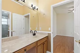 8801 Riverscape Way, Tampa, FL 33635 - Photo 22