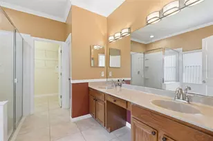 8801 Riverscape Way, Tampa, FL 33635 - Photo 8