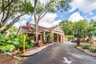 8641 Fancy Finch Dr, Tampa, FL 33614 - Photo 58