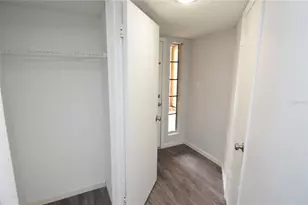 8641 Fancy Finch Dr, Tampa, FL 33614 - Photo 4