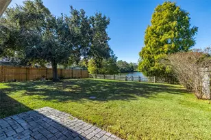 2110 Shady Point Ln, Brandon, FL 33510 - Photo 26