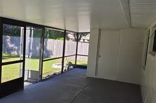 9910 Burl Way, Orlando, FL 32817 - Photo 18