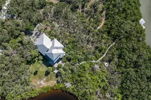 2000 Bayview Dr, Tierra Verde, FL 33715 - Photo 20