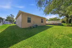 1306 E Church St, Plant City, FL 33563 - Photo 32