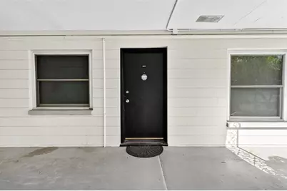 [Address not provided], Tampa, FL 33609 - Photo 4