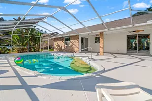 6618 Foxmoor Dr, Zephyrhills, FL 33542 - Photo 28