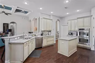 21604 Draycott Way, Land O Lakes, FL 34637 - Photo 16