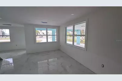 214 85th Street, Holmes Beach, FL 34217 - Photo 4