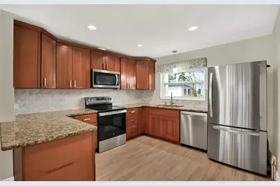 1500 86th Avenue N, Saint Petersburg, FL 33702 - Photo 6