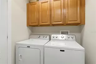 10144 Arbor Run Dr, Tampa, FL 33647 - Photo 32