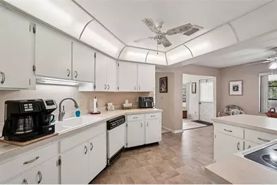 1805 New Bedford Drive, Sun City Center, FL 33573 - Photo 16