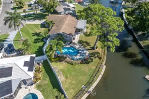 4812 Venetian Pl NE, Saint Petersburg, FL 33703 - Photo 16