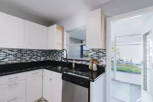 9905 Dahlia Street N, Pinellas Park, FL 33782 - Photo 14