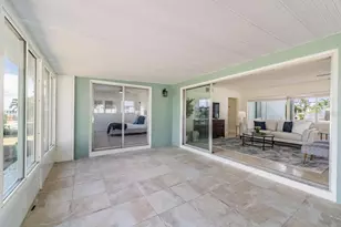11305 5th St E, Treasure Island, FL 33706 - Photo 24