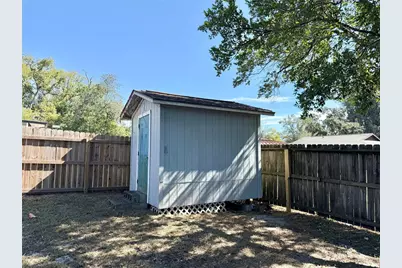 5001 Whiteway Drive, Tampa, FL 33617 - Photo 26